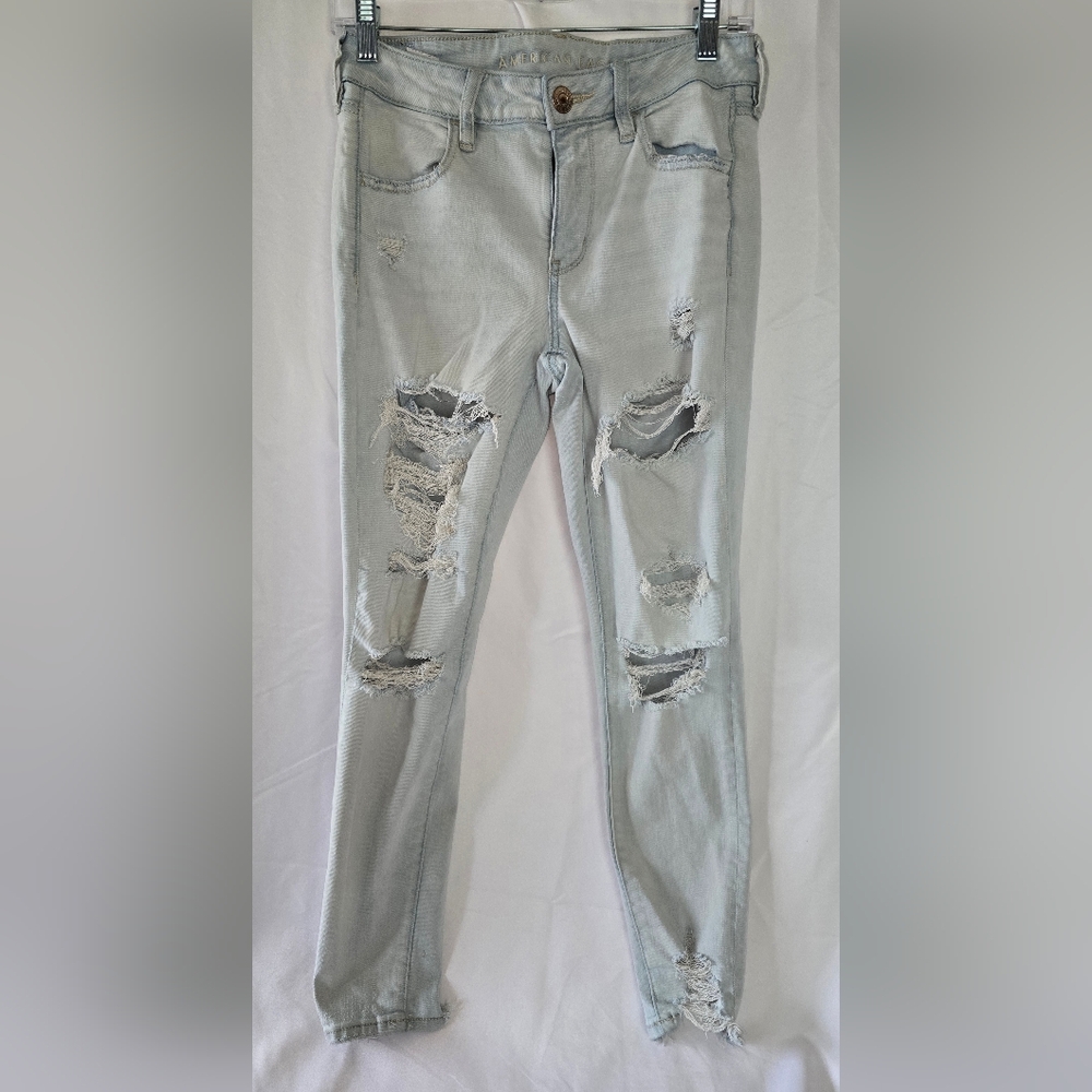 American Eagle Apparel Light Blue Distressed Skinny Jeans